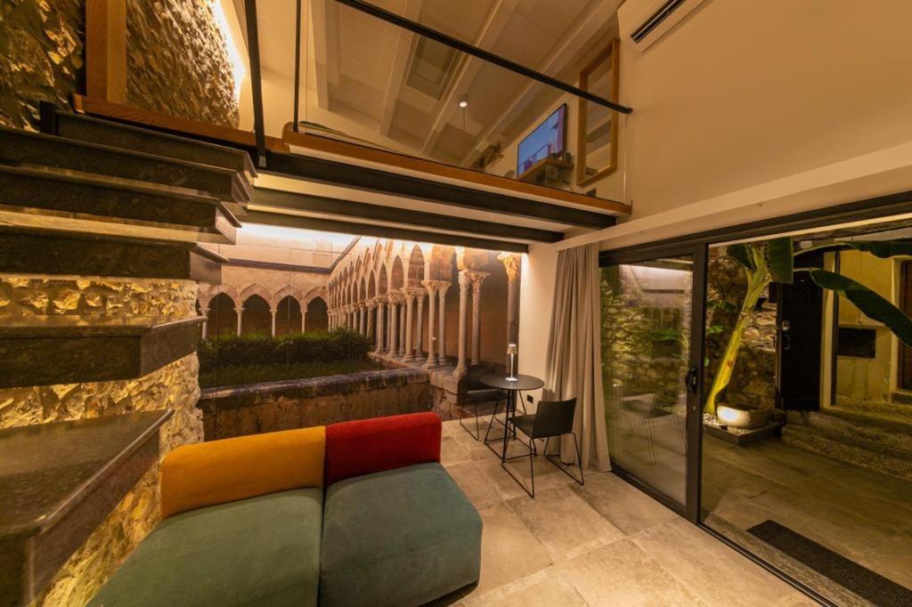 Moramusa Charme Apartment 체팔루 외부 사진